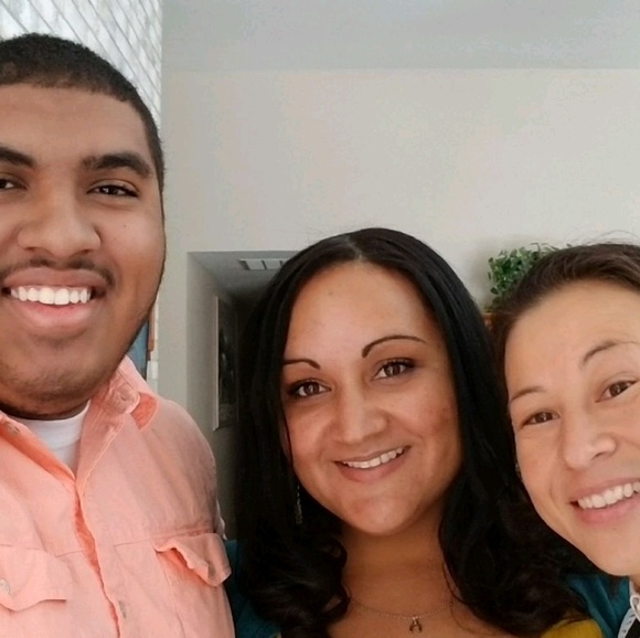 Meet your Posher, Randi - Picture 1 of 1